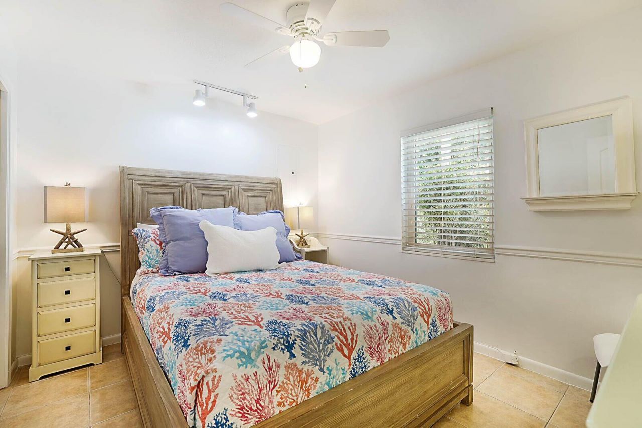 338 NE 7th Avenue, Unit A, Delray Beach, FL 33483 Photo