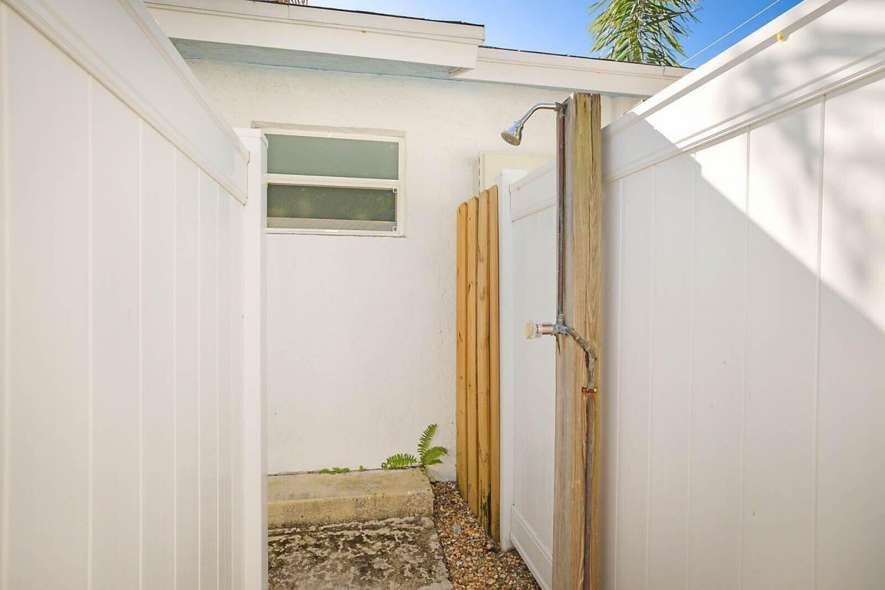 338 NE 7th Avenue, Unit A, Delray Beach, FL 33483 Photo