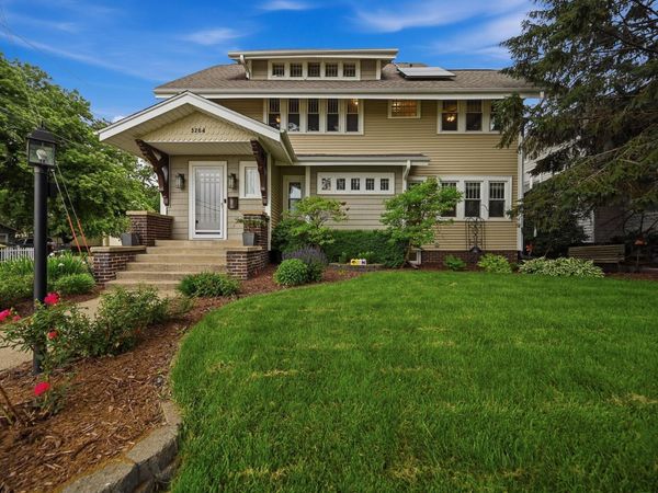 3264 Jackson St., Sioux City, IA 51104