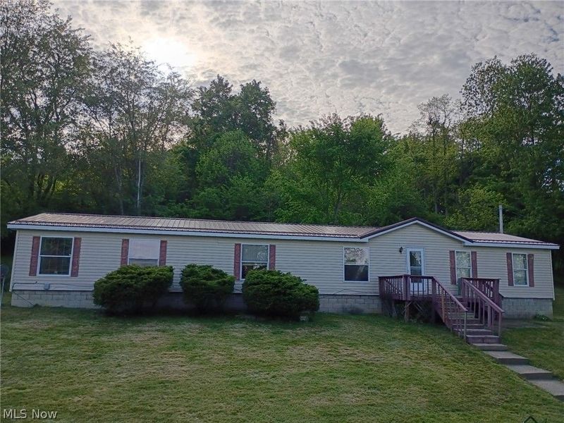3211 Bay Road SE, Carrollton, OH 44615 Photo 2