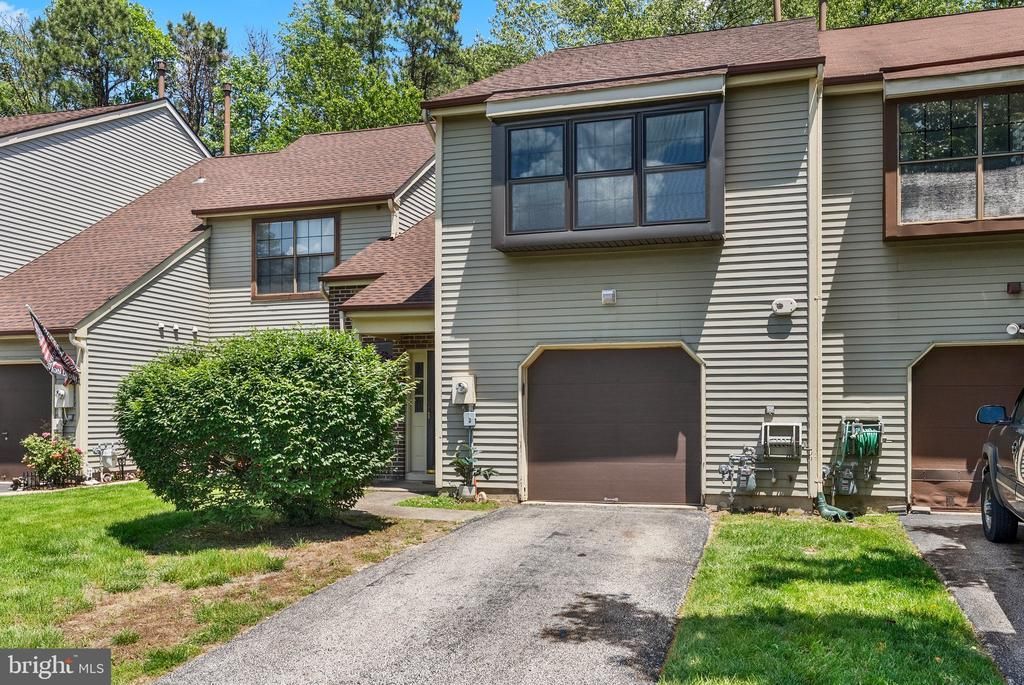 12 Fairway Court, Marlton, NJ 08053 Main Photo