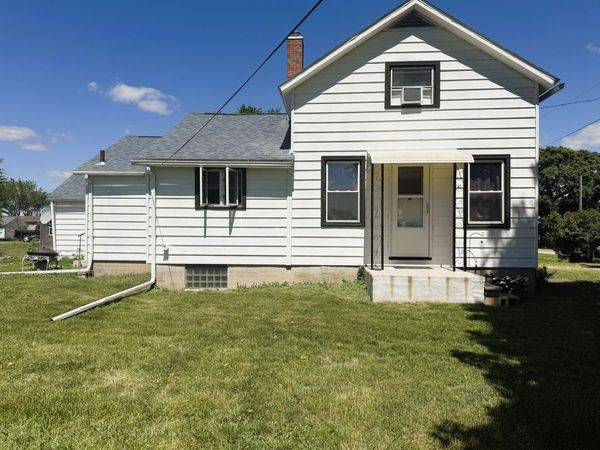 1285 Hickory Street , Eldena, IL 61324