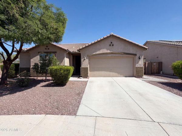 18840 W MERCER Lane, Surprise, AZ 85388