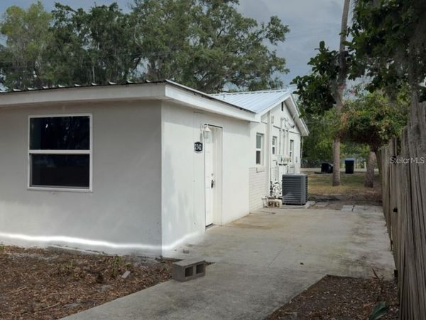 2342 SECTION DRIVE , APOPKA, FL 32703