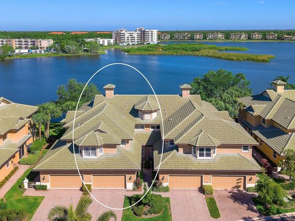 6427 MOORINGS POINT CIRCLE , Unit 101, LAKEWOOD RANCH, FL 34202