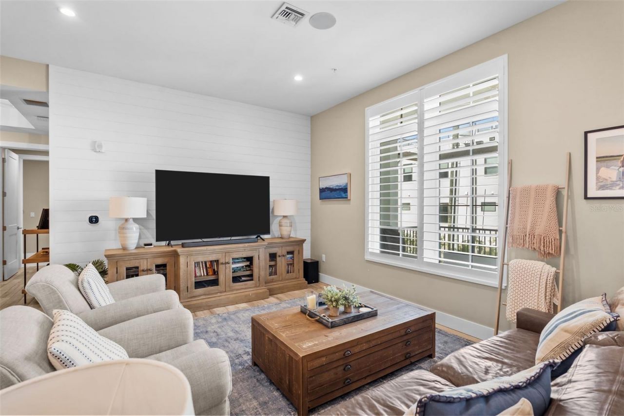 91 Davis Boulevard , Unit 204, Tampa, FL 33606 Photo