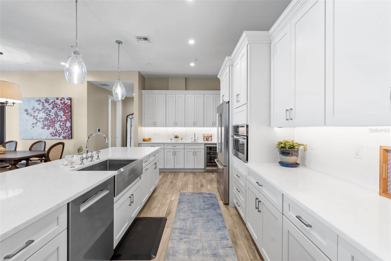 91 Davis Boulevard , Unit 204, Tampa, FL 33606 Photo