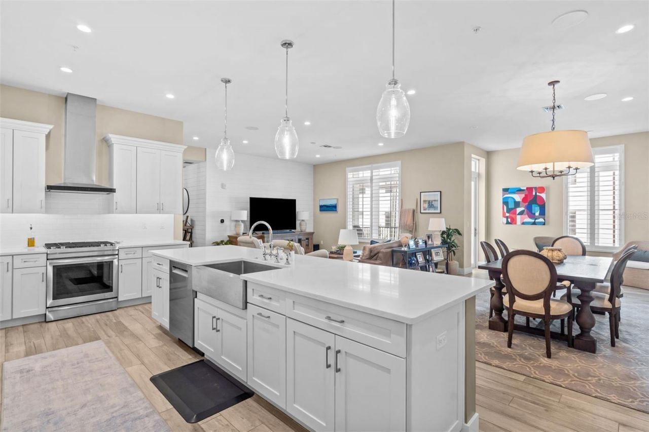 91 Davis Boulevard , Unit 204, Tampa, FL 33606 Photo