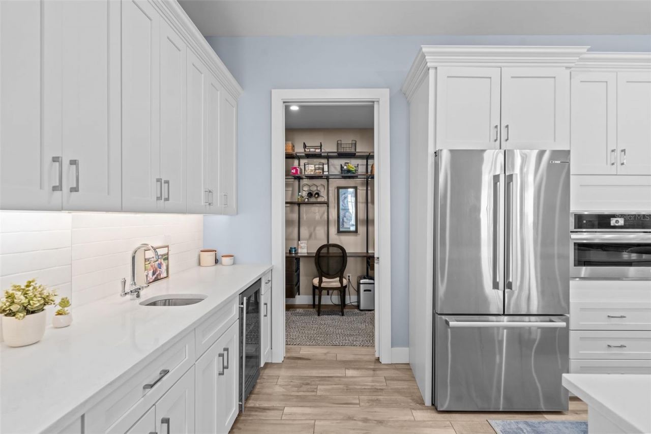 91 Davis Boulevard , Unit 204, Tampa, FL 33606 Photo