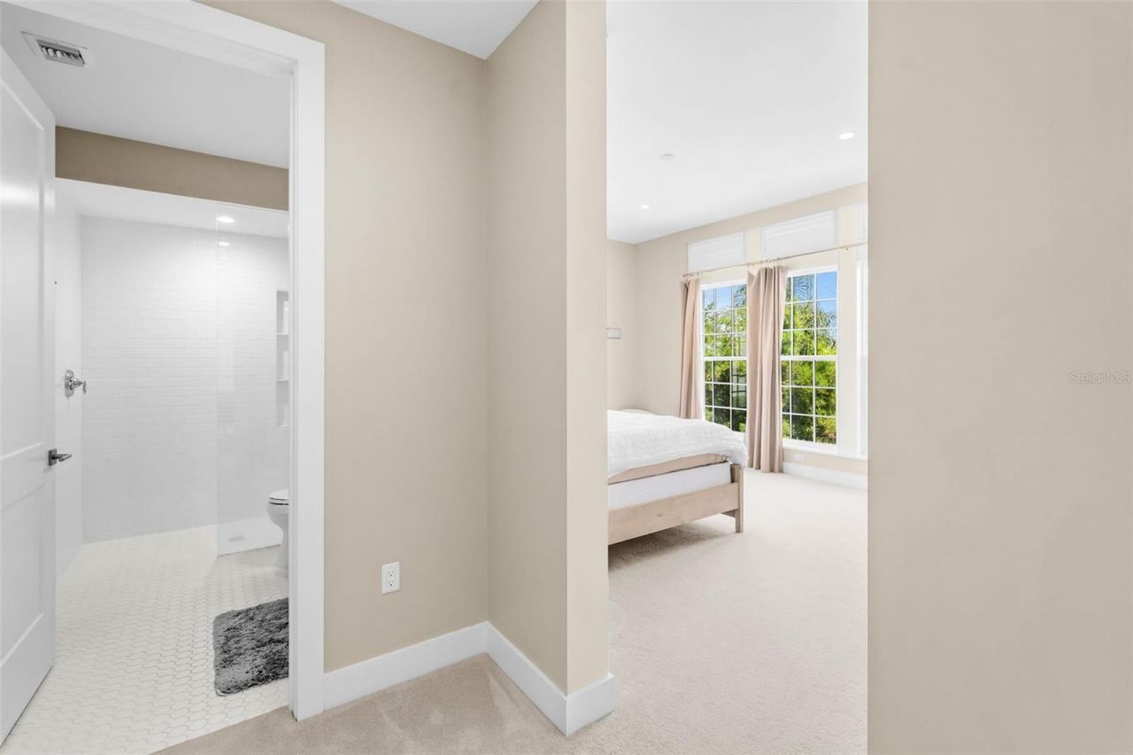 91 Davis Boulevard , Unit 204, Tampa, FL 33606 Photo