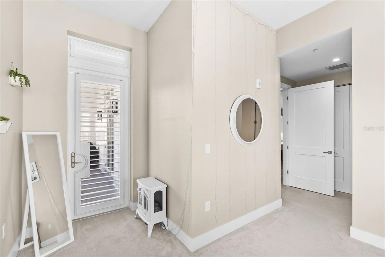 91 Davis Boulevard , Unit 204, Tampa, FL 33606 Photo