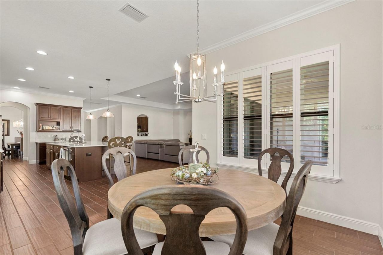 5134 Lakecastle Drive, Tampa, FL 33624 Photo