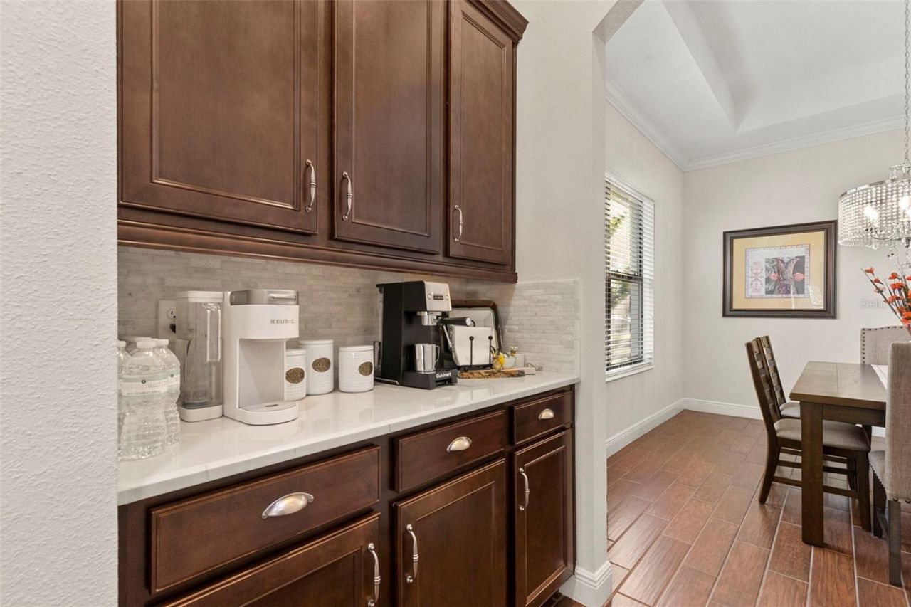 5134 Lakecastle Drive, Tampa, FL 33624 Photo