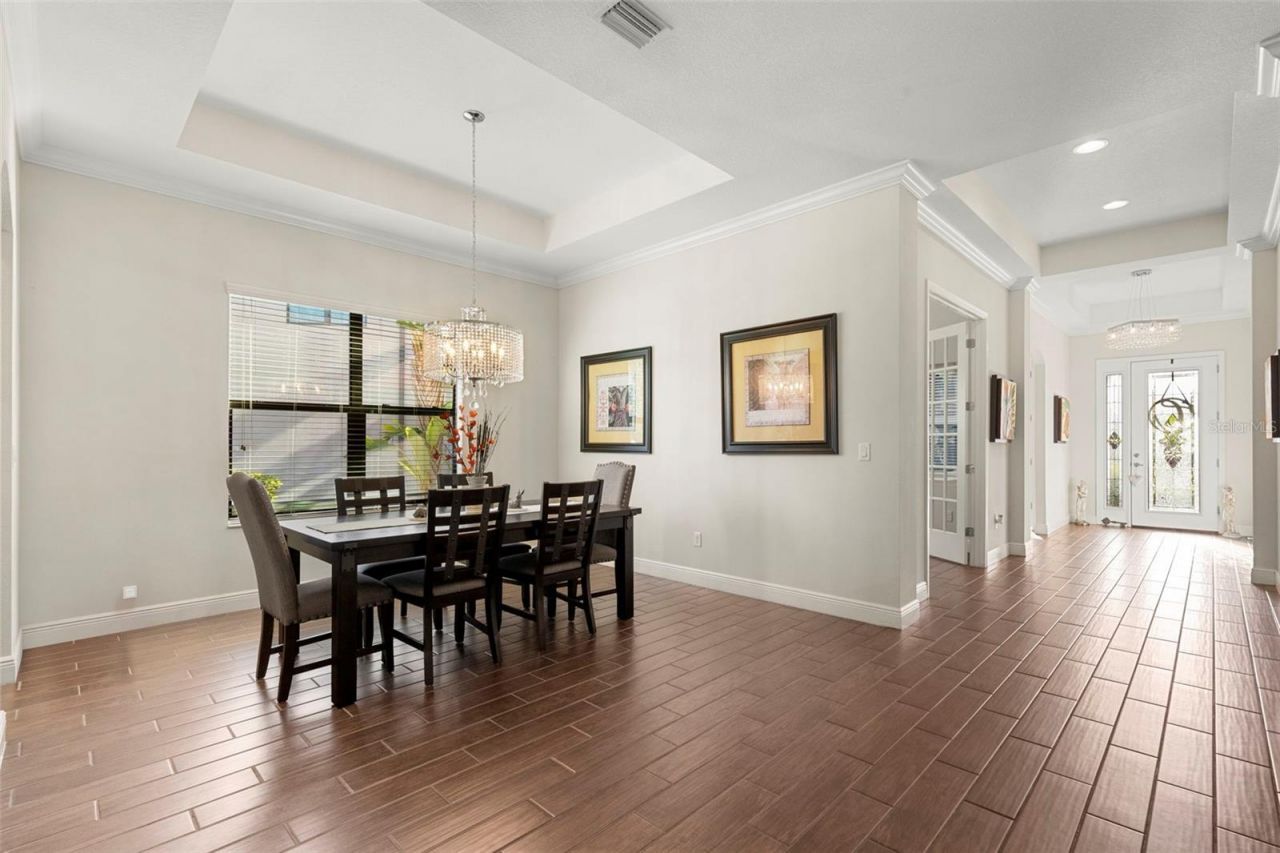 5134 Lakecastle Drive, Tampa, FL 33624 Photo