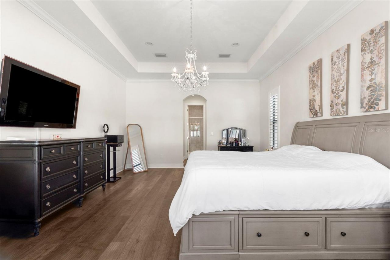 5134 Lakecastle Drive, Tampa, FL 33624 Photo