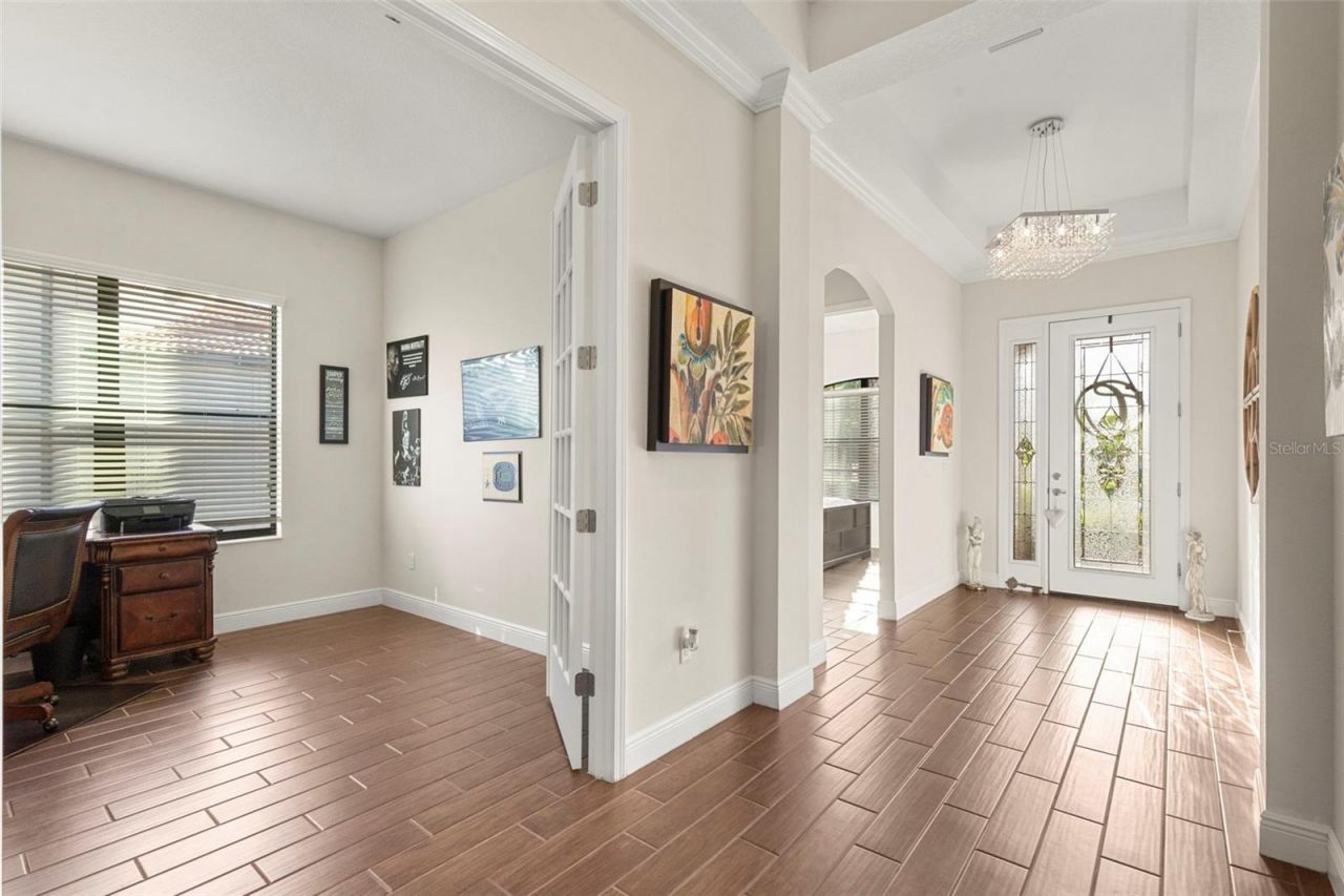 5134 Lakecastle Drive, Tampa, FL 33624 Photo