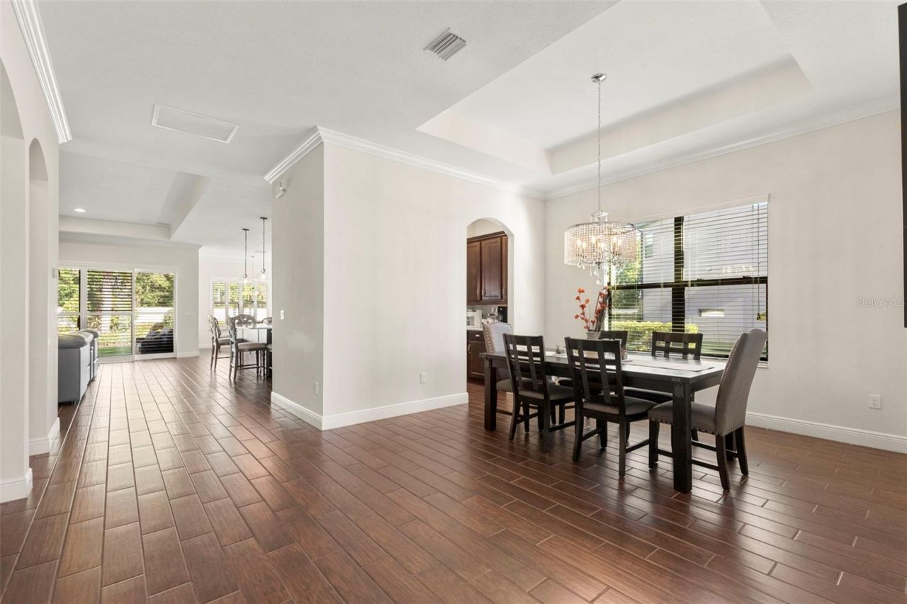 5134 Lakecastle Drive, Tampa, FL 33624 Photo