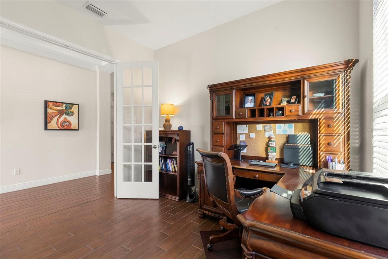 5134 Lakecastle Drive, Tampa, FL 33624 Photo