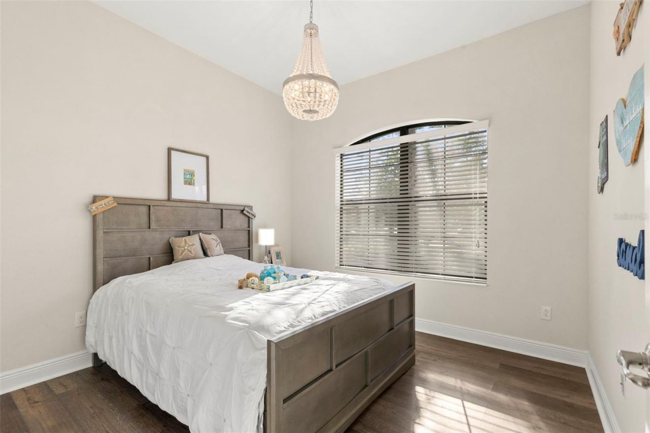 5134 Lakecastle Drive, Tampa, FL 33624 Photo
