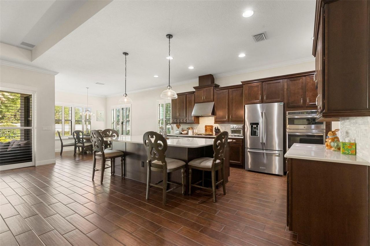 5134 Lakecastle Drive, Tampa, FL 33624 Photo