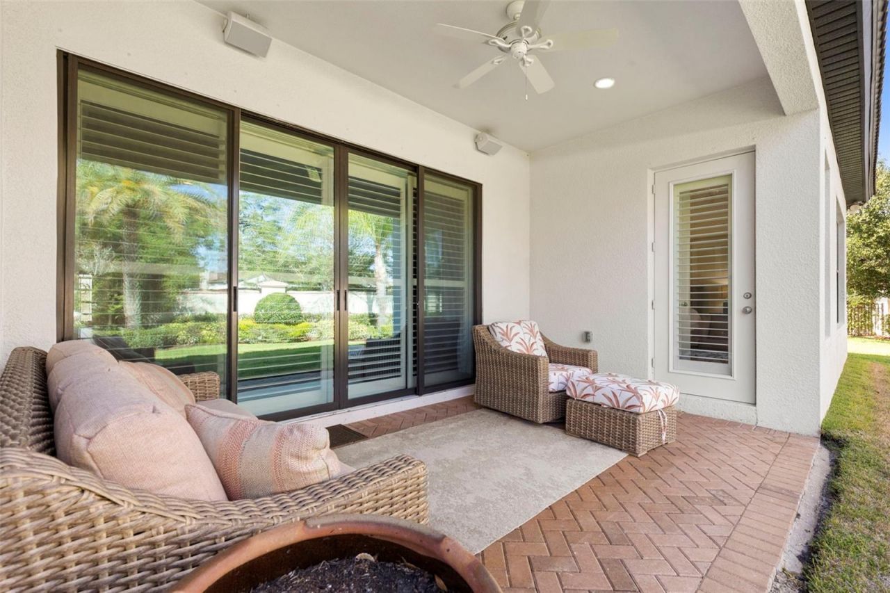 5134 Lakecastle Drive, Tampa, FL 33624 Photo