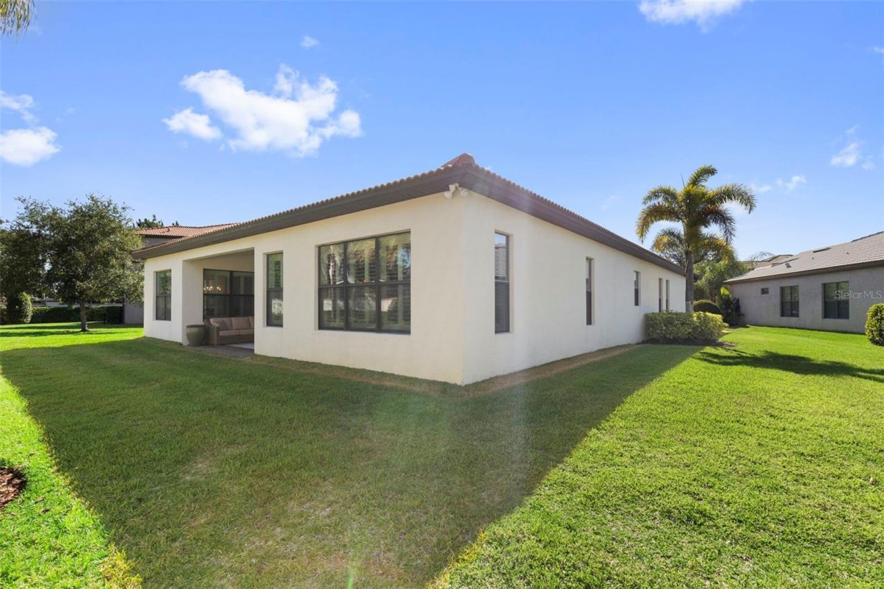 5134 Lakecastle Drive, Tampa, FL 33624 Photo