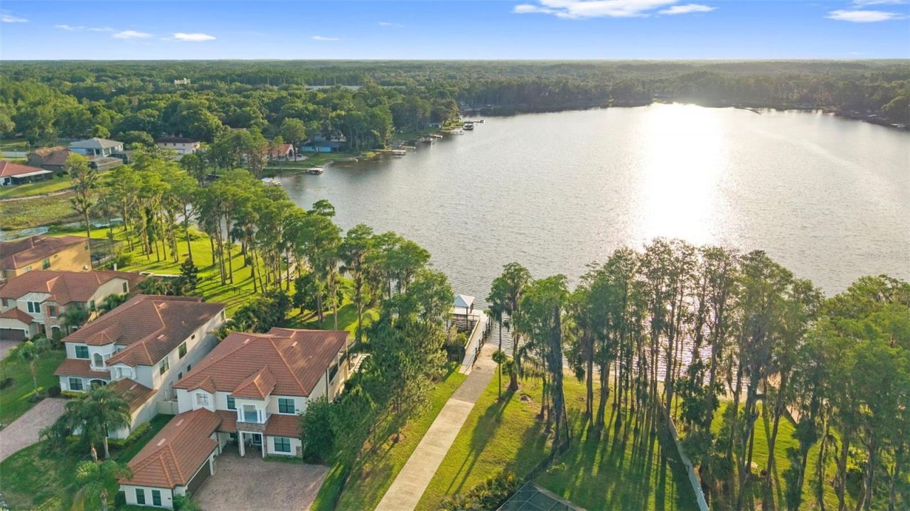 5134 Lakecastle Drive, Tampa, FL 33624 Photo