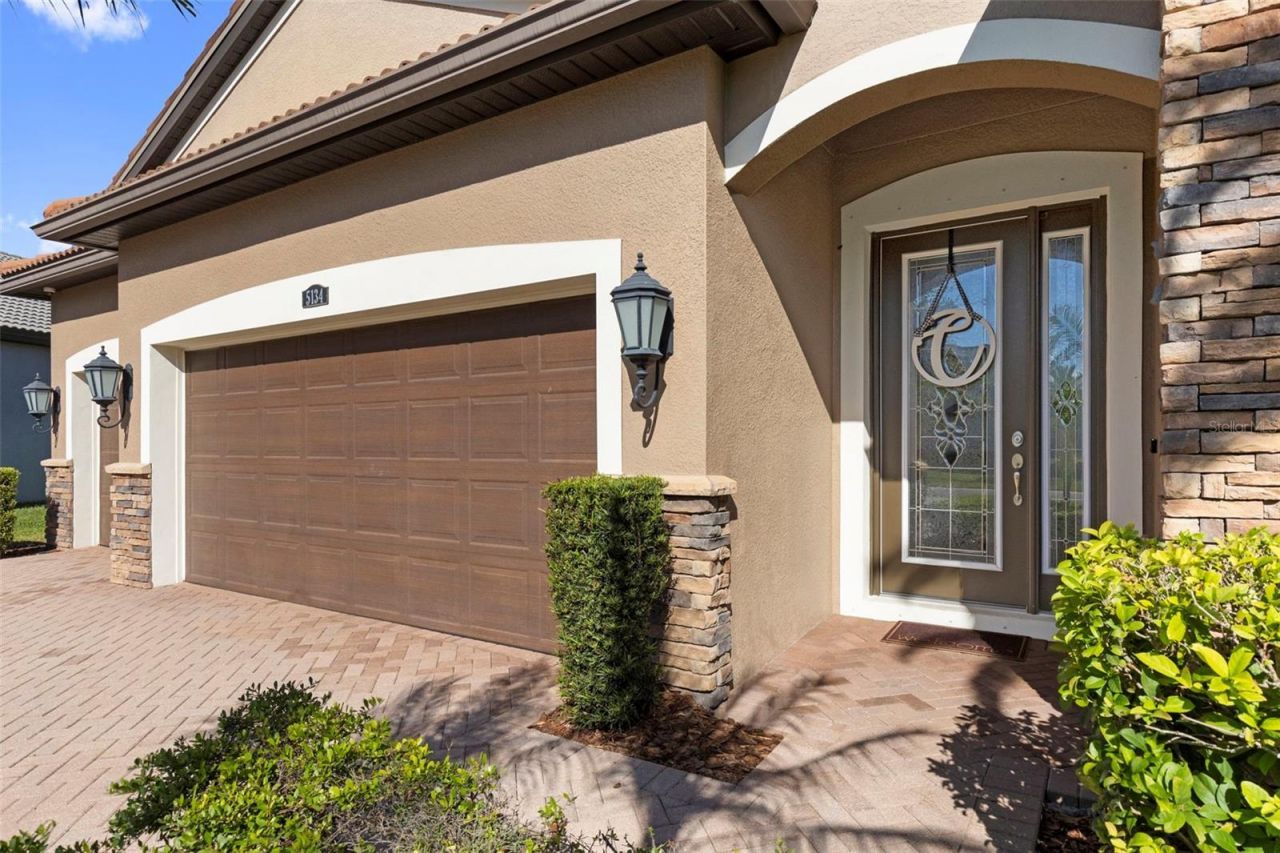 5134 Lakecastle Drive, Tampa, FL 33624 Photo