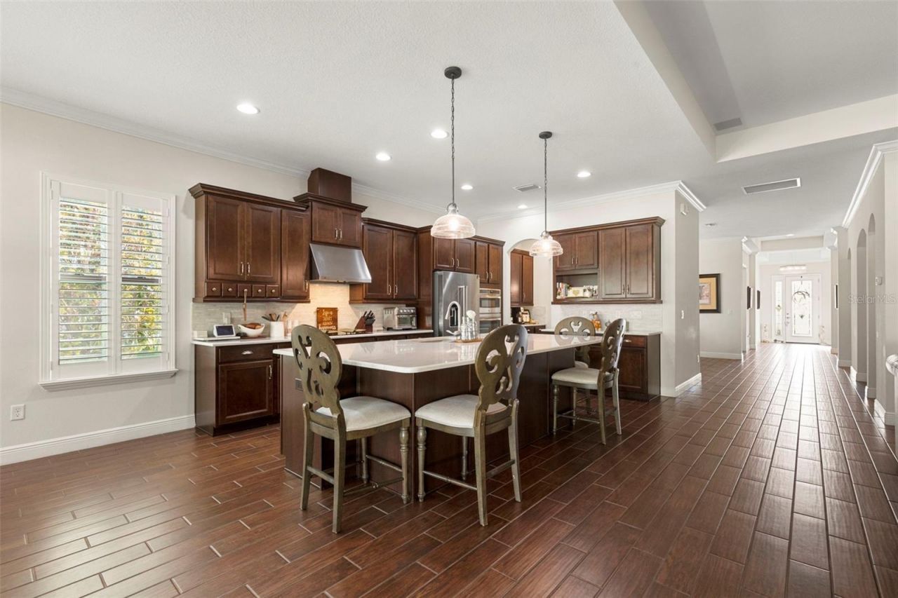 5134 Lakecastle Drive, Tampa, FL 33624 Photo