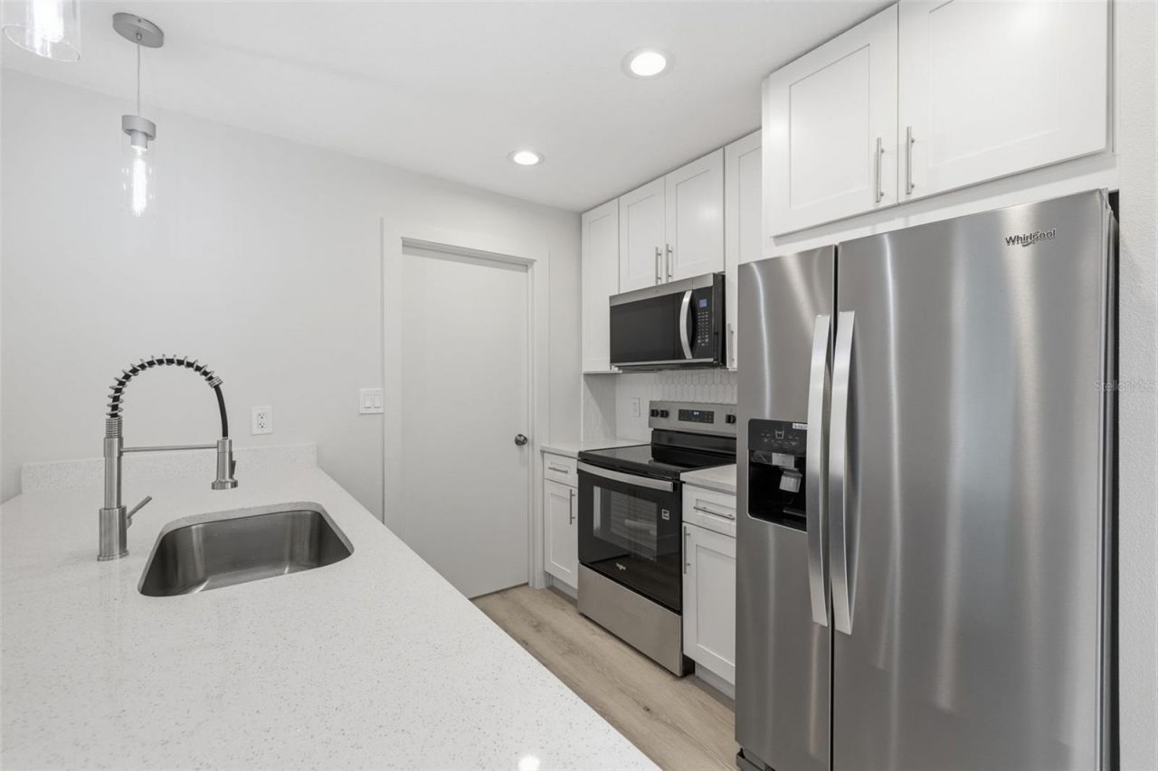 9599 W Sandra Street , Crystal River, FL 34428 Photo