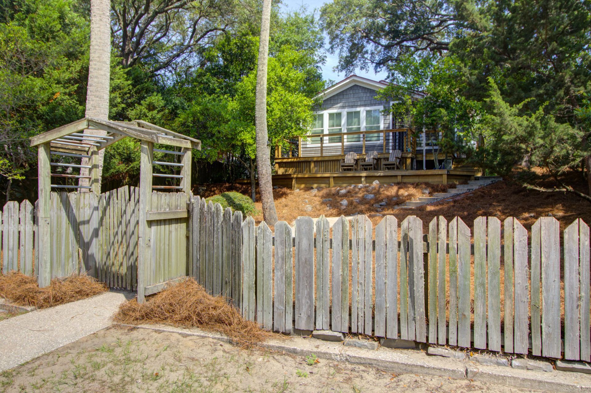 208 E Cooper E Avenue Photo 8