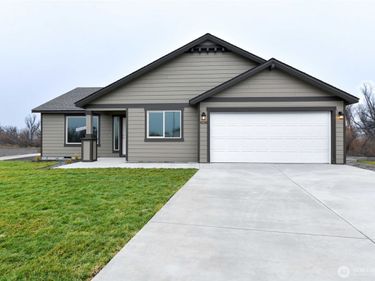 326 N Sandy Loop , Moses Lake, WA 98837