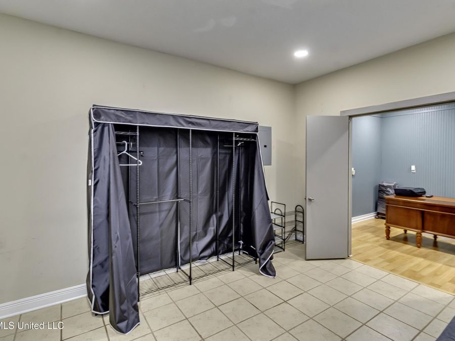 Property Image 87