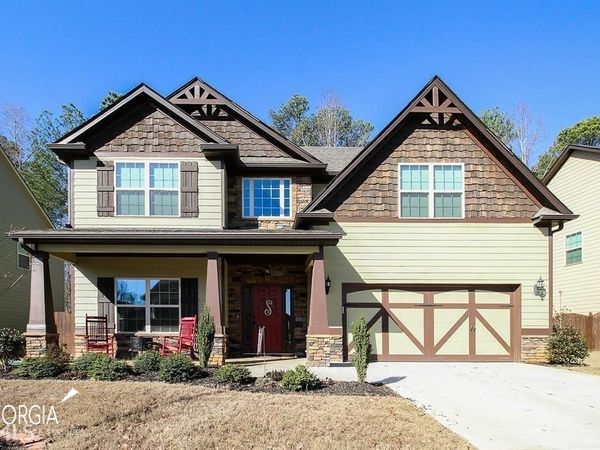345 Cliffhaven Circle, Newnan, GA 30263