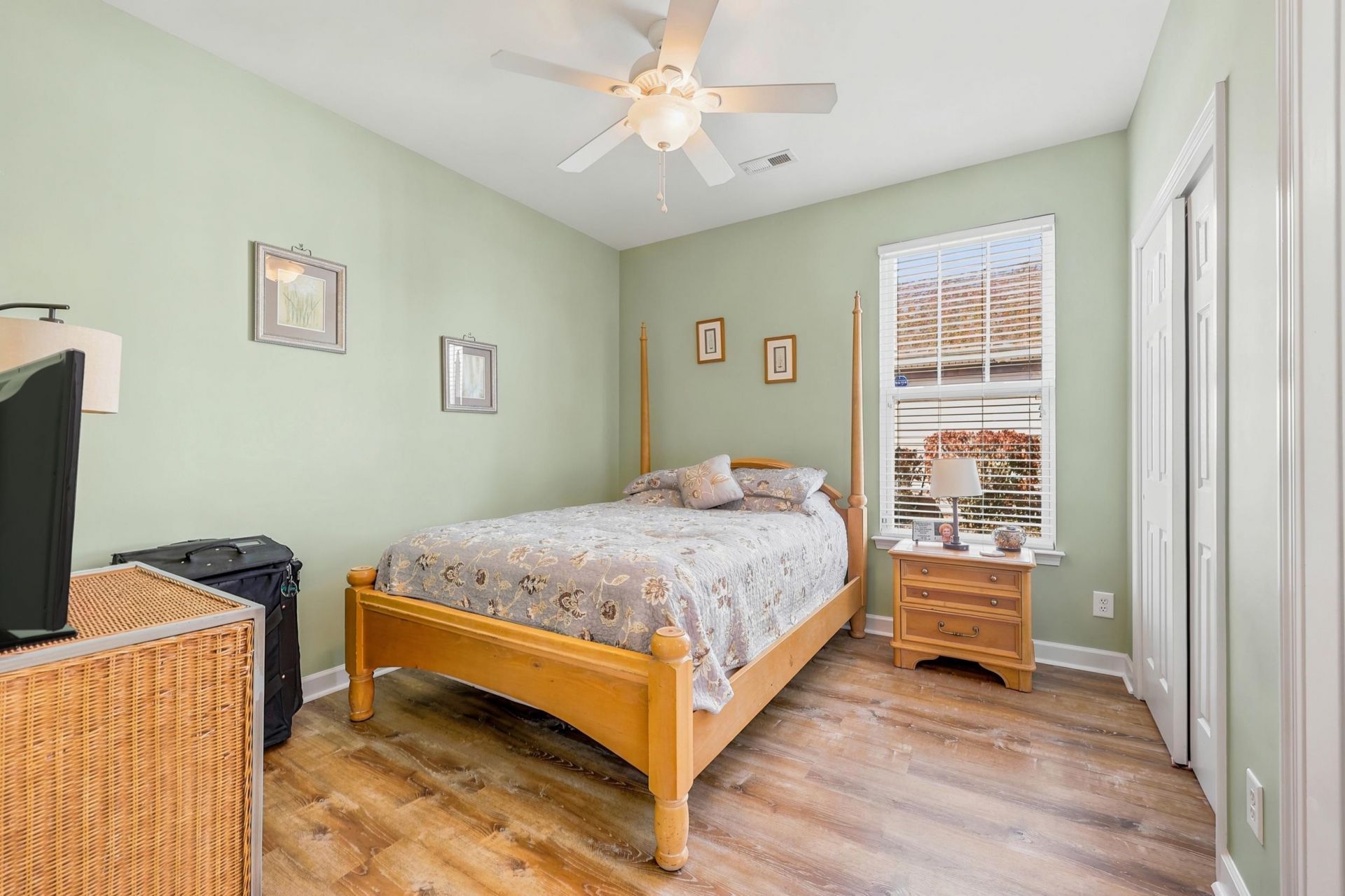 604 Sabel Springs Way Photo 22