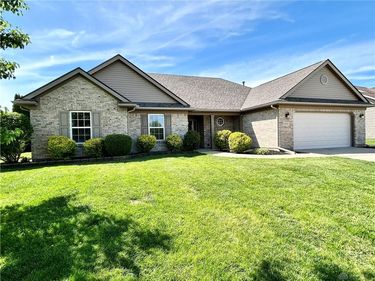 808 Lambert Drive, Piqua, OH 45356