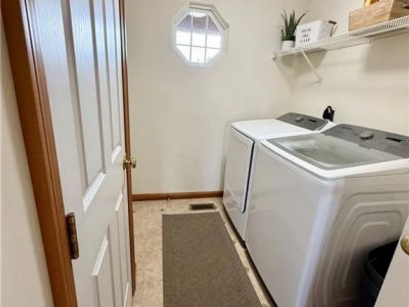 808 Lambert Drive, Piqua, OH 45356 Photo 8