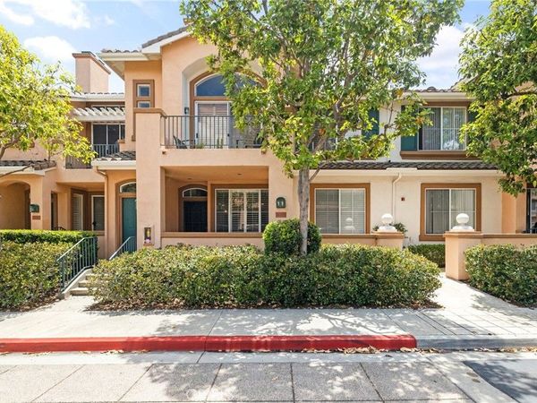 3204 Ladrillo Aisle, Irvine, CA 92606