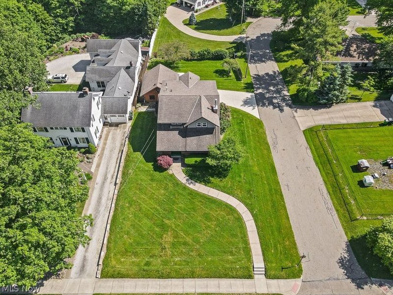 231 E Milton Street , Alliance, OH 44601 Photo 36