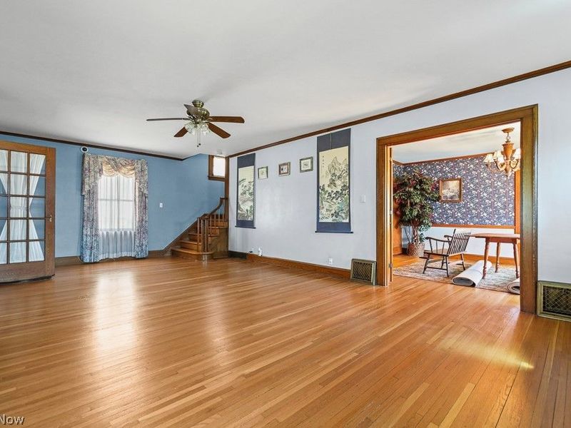 231 E Milton Street , Alliance, OH 44601 Photo 8