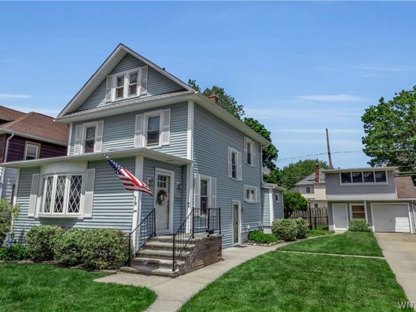 33 Morrow Avenue, Lockport, NY 14094