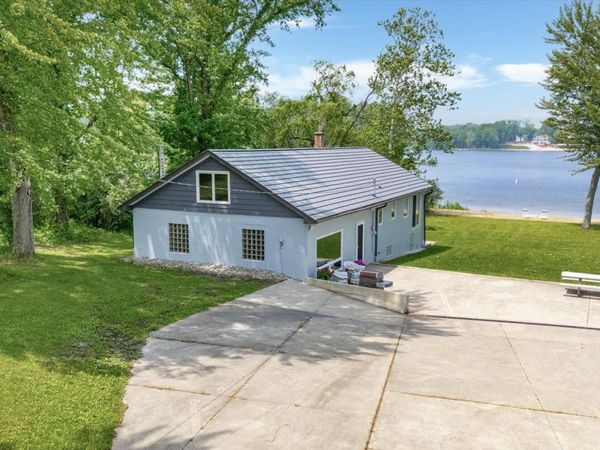 13754 45th Street, Bloomingdale, MI 49026