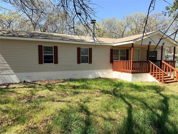 121 Heien Court , Boyd, TX 76023