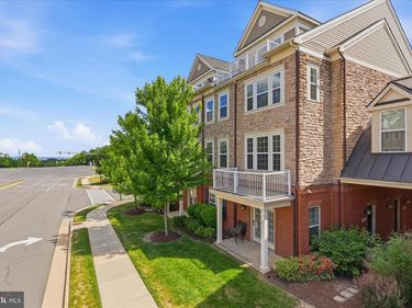 42616 HARDAGE TERRACE , ASHBURN, VA 20148