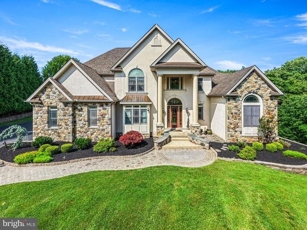 211 STONECHASE DRIVE, HOCKESSIN, DE 19707