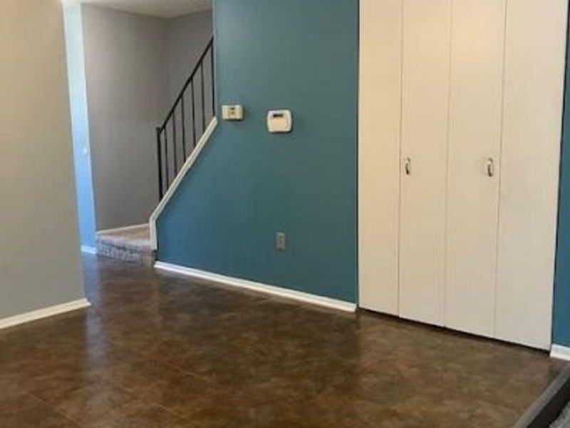 2020 S Breiel Boulevard, Middletown, OH 45044 Photo 3