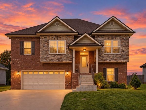 340 Chase Dr, Clarksville, TN 37043