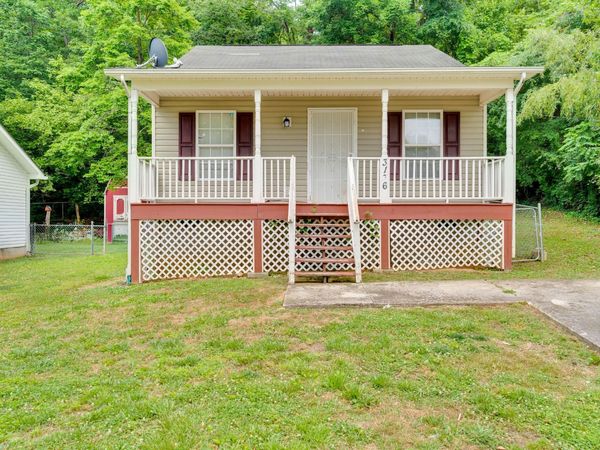 3136 15th Avenue , Chattanooga, TN 37407
