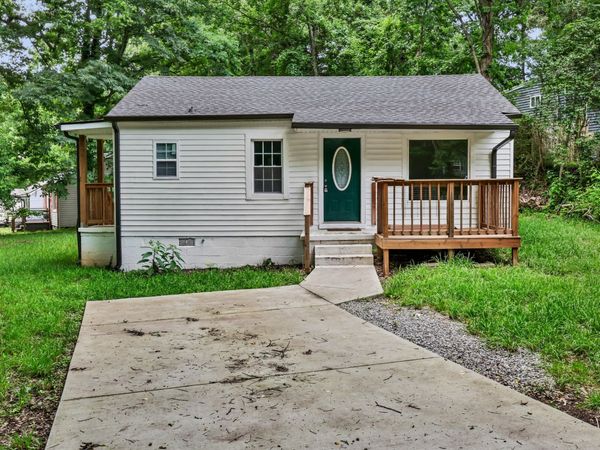 1010 Ridgecrest Dr , Clarksville, TN 37040