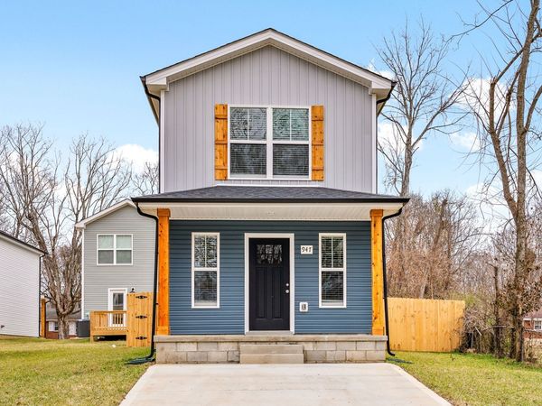 947 Wall St , Clarksville, TN 37040